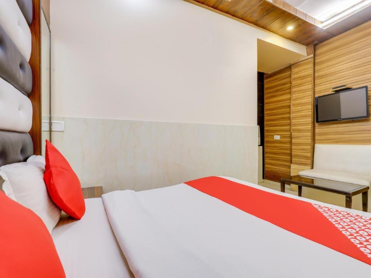 Hotel Roma Deluxe - New Delhi Railway Station Εξωτερικό φωτογραφία