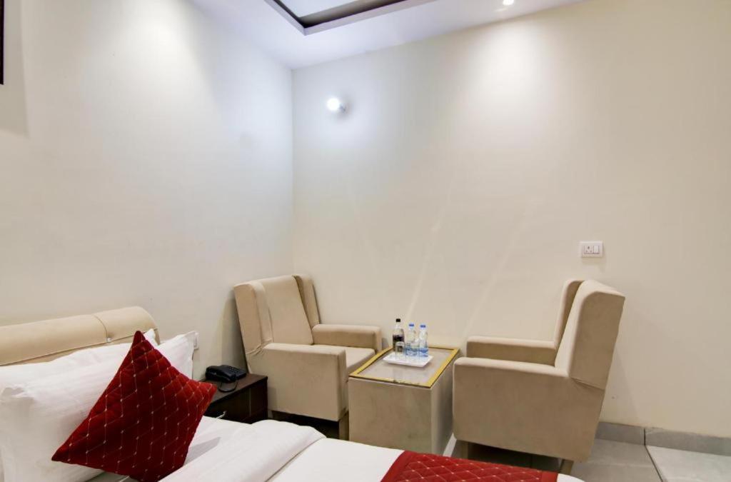 Hotel Roma Deluxe - New Delhi Railway Station Εξωτερικό φωτογραφία